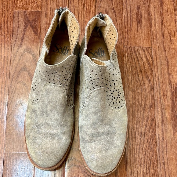 Sofft Barrosa Metallic Ankle Booties - Picture 4 of 12